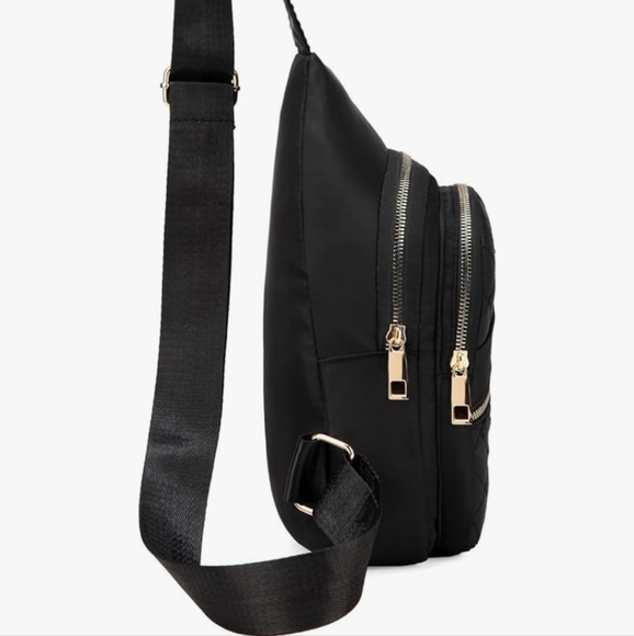 NWT Crossbody Sling Bag Black with Gold Zippers/Hardware One Size - Picture 4 of 5